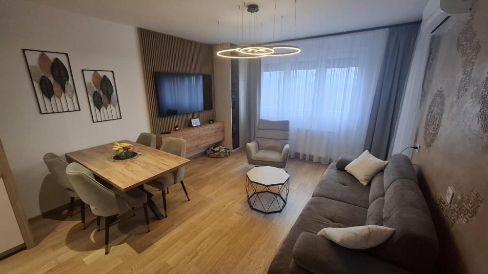 Slika 1 - Četvorosoban stan na prodaju, 80m2, 286.000€