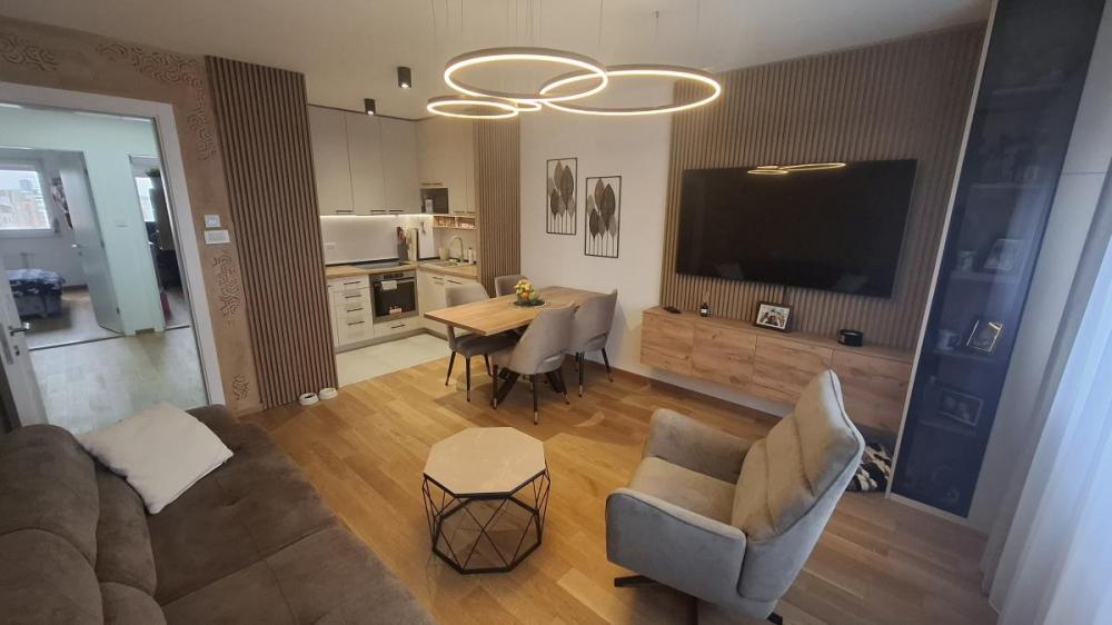 Slika 2 - Četvorosoban stan na prodaju, 80m2, 286.000€