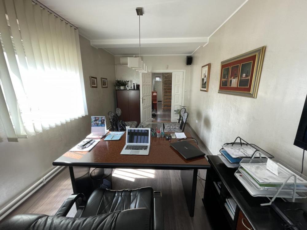 Slika 3 -  Lokal za izdavanje, 120m2, 1.100€