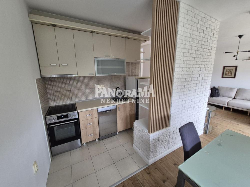 Slika 3 - Španskih boraca, Troiposoban stan za izdavanje, 74m2, 900€