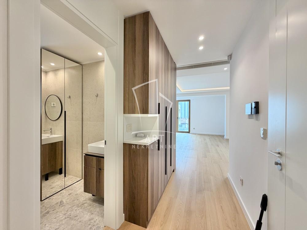 Slika 9 - Požarevačka,  Lokal za izdavanje, 147m2, 3.480€