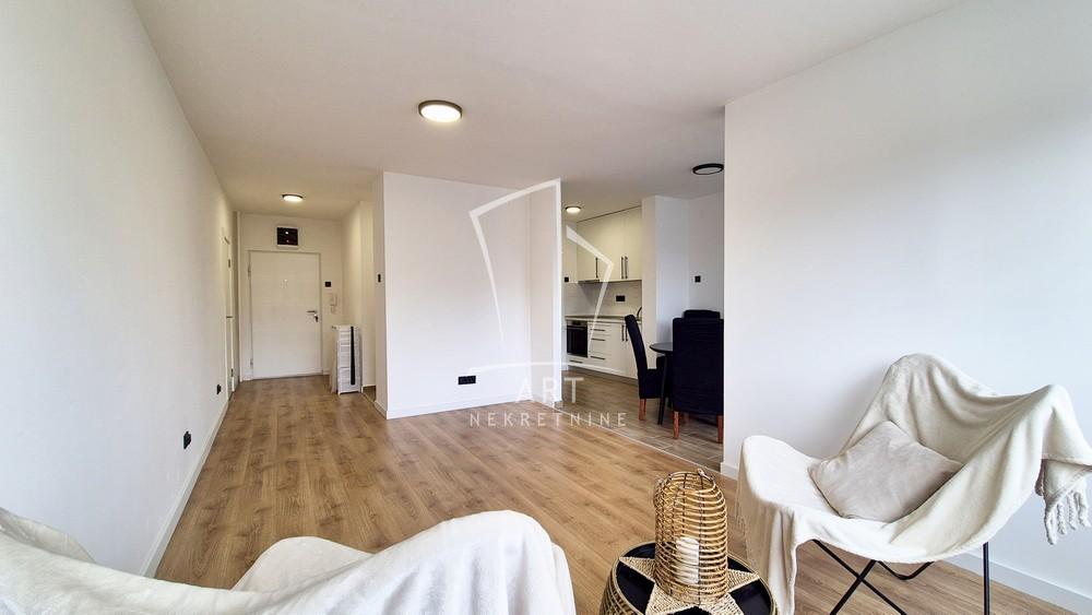 Slika 1 - Braće Srnić, Dvosoban stan za izdavanje, 49m2, 600€