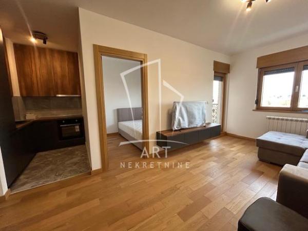 Slika 3 - Milisava Đurovića, Dvosoban stan za izdavanje, 44m2, 800€