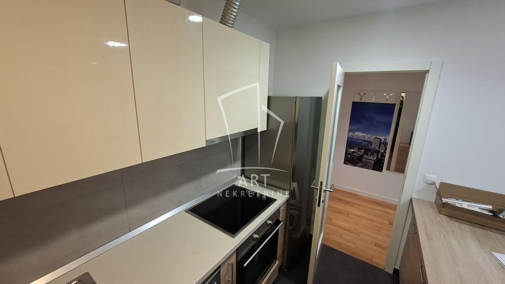 Slika 4 - Omladinskih brigada, Dvosoban stan za izdavanje, 58m2, 1.000€