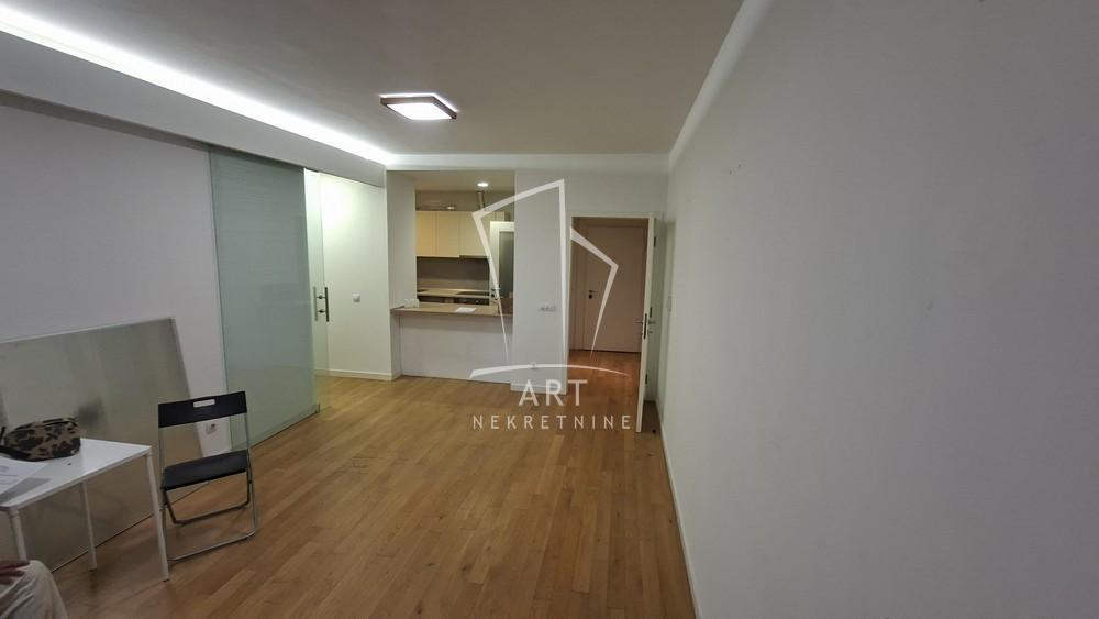 Glavna slika -Omladinskih brigada, Dvosoban stan za izdavanje, 58m2, 1.000€