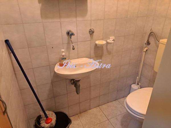 Slika 10 - Skender Begova,  Lokal za izdavanje, 100m2, 1.000€