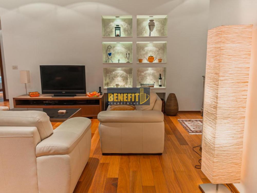 Slika 6 - Četvorosoban stan za izdavanje, 122m2, 1.800€