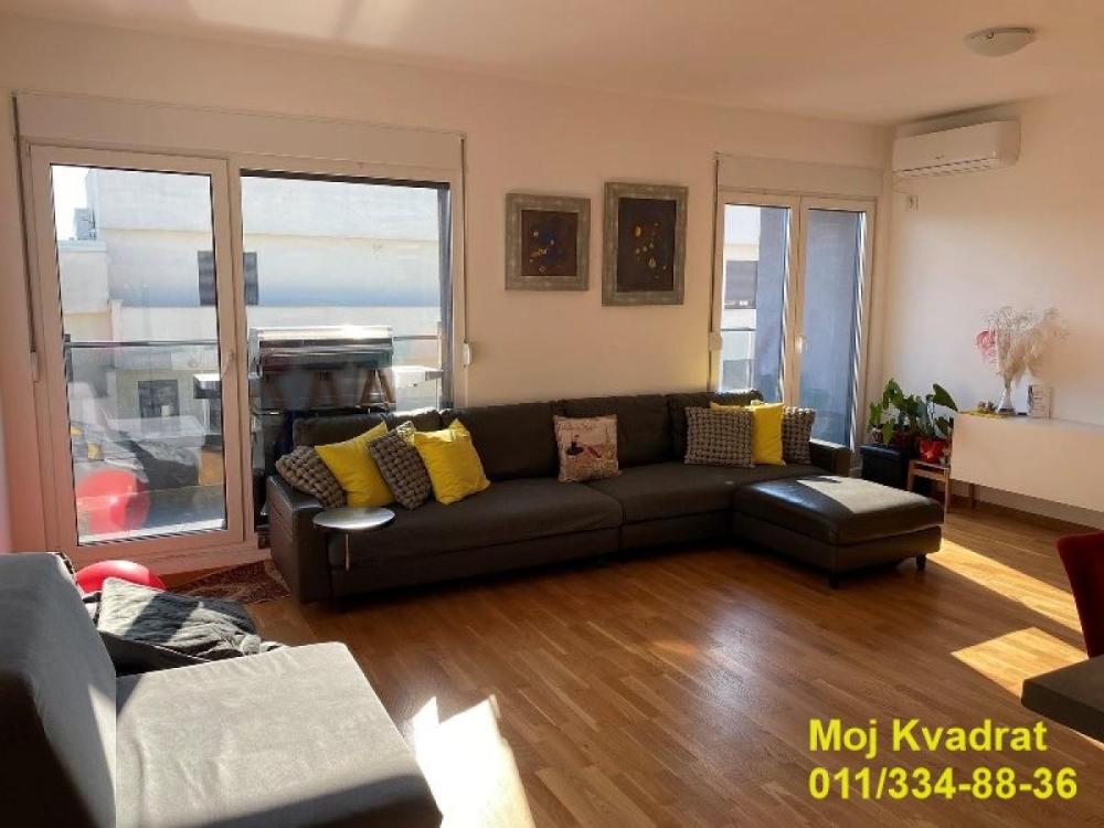 Slika 1 - Četvorosoban stan na prodaju, 104m2, 312.000€