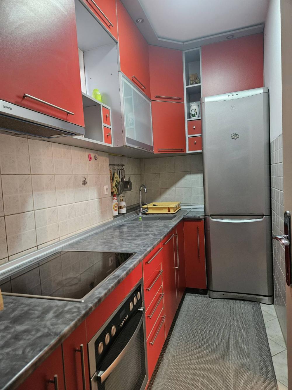Slika 8 - Dimitrija Tucovića, Trosoban stan za izdavanje, 63m2, 900€