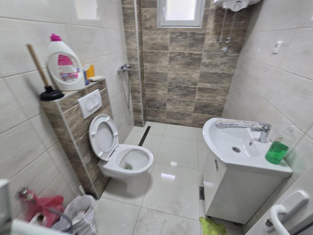 Slika 10 - Mihaila Šolohova,  Kuća za izdavanje, 315m2, 2.200€