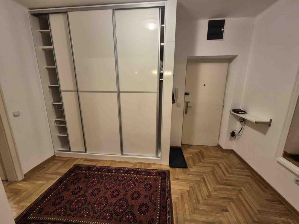 Slika 10 - Mihaila Avramovića, Trosoban stan za izdavanje, 92m2, 800€