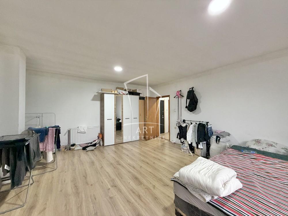 Slika 5 - Sinjska, Kuća na prodaju, 255m2, 550.000€