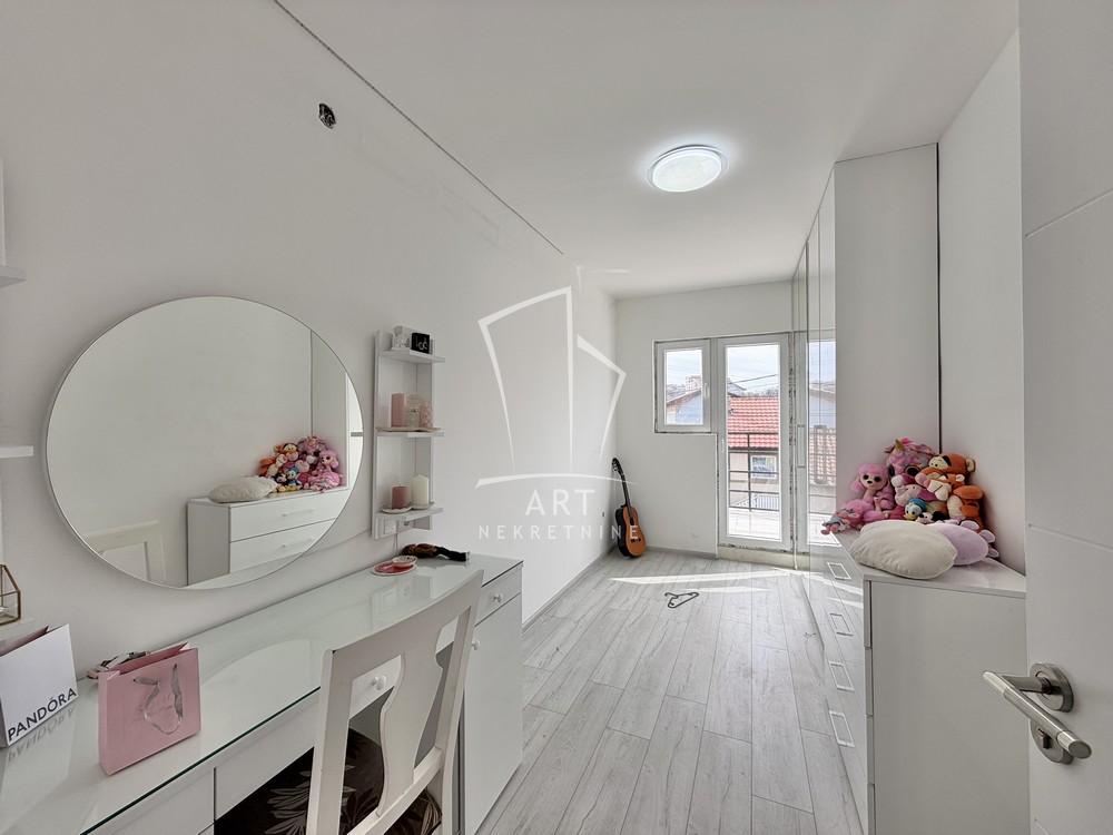 Slika 6 - Sinjska, Kuća na prodaju, 255m2, 550.000€