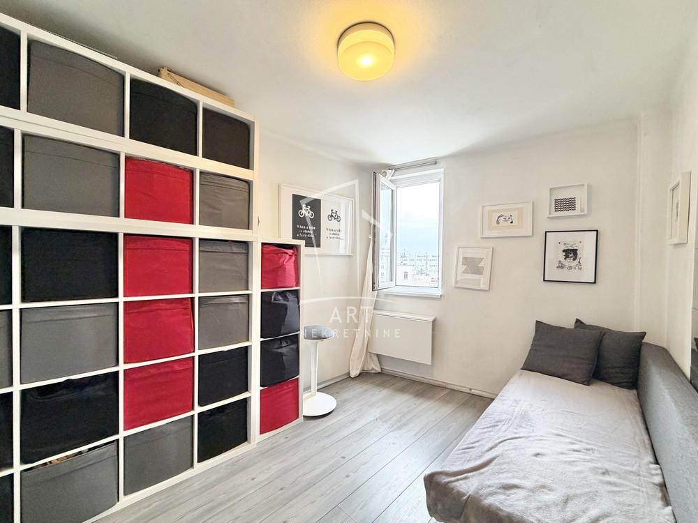 Slika 4 - Trg Nikole Pašića, Jednoiposoban stan na prodaju, 43m2, 300.000€