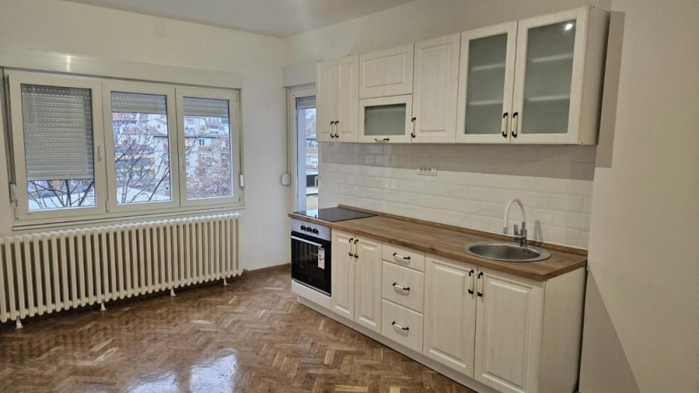 Slika 2 - Dvoiposoban stan na prodaju, 59m2, 145.000€