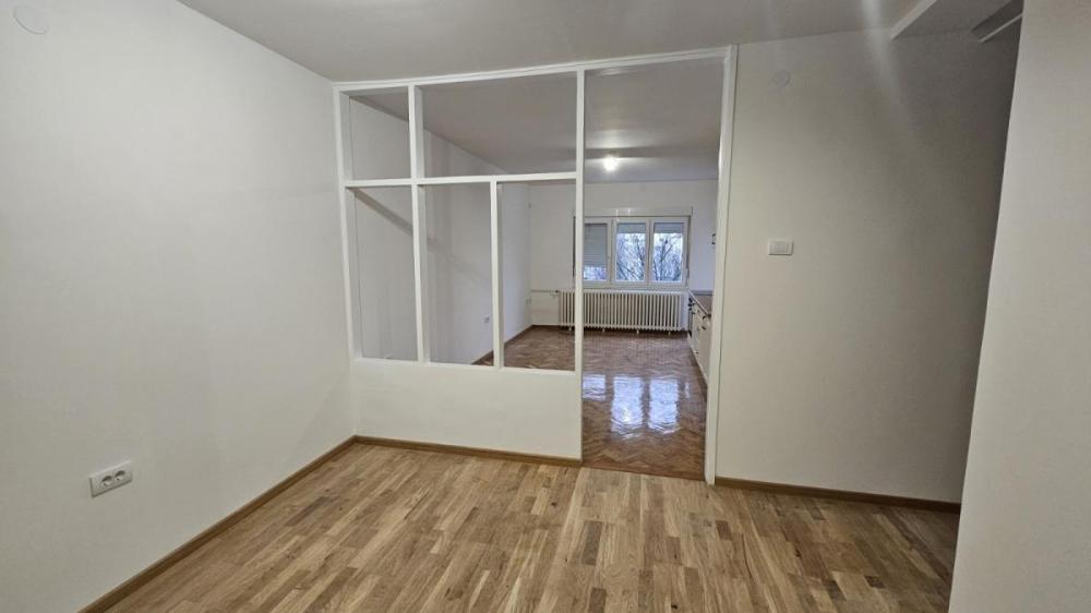 Slika 5 - Dvoiposoban stan na prodaju, 59m2, 145.000€