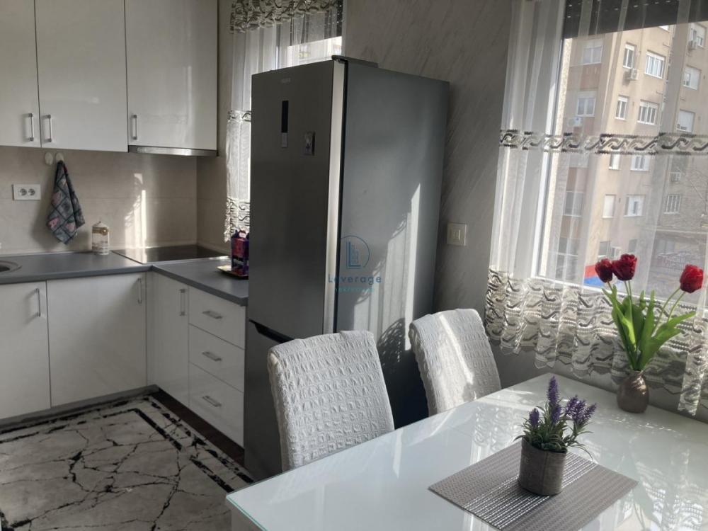 Slika 2 - Južni bulevar, Dvosoban stan za izdavanje, 50m2, 550€