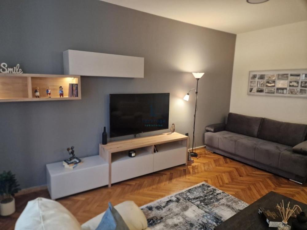 Slika 3 - Dvoiposoban stan za izdavanje, 50m2, 700€