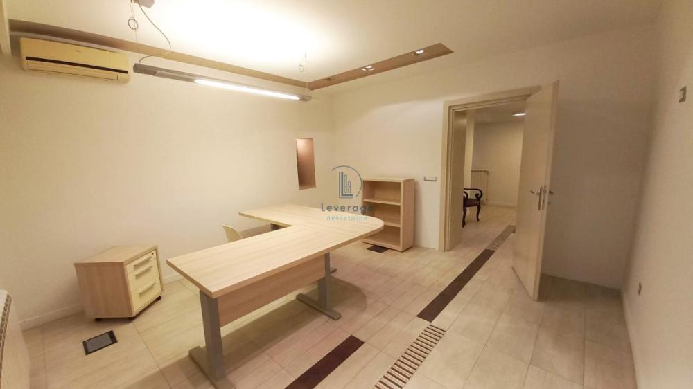 Slika 1 - Hadži Melentijeva,  Lokal na prodaju, 41m2, 166.000€