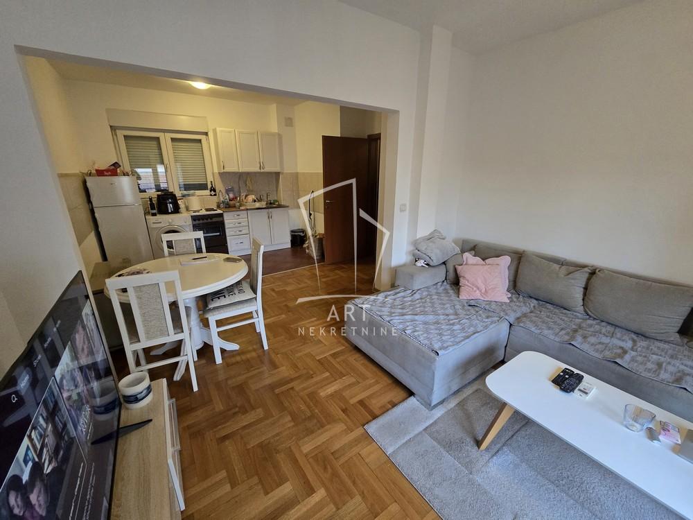 Slika 1 - Đakovačka, Dvosoban stan za izdavanje, 53m2, 500€