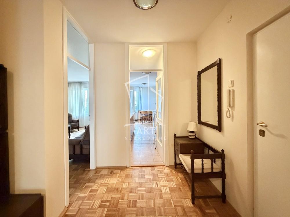 Slika 7 - Metohijska, Trosoban stan na prodaju, 88m2, 308.000€