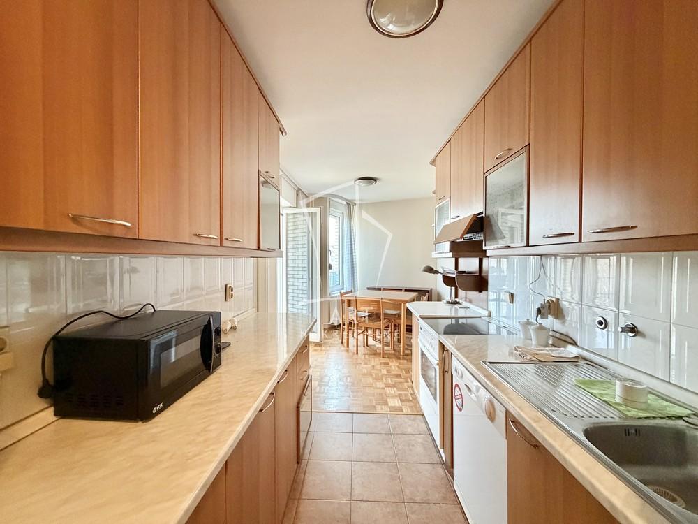 Slika 5 - Metohijska, Trosoban stan na prodaju, 88m2, 308.000€