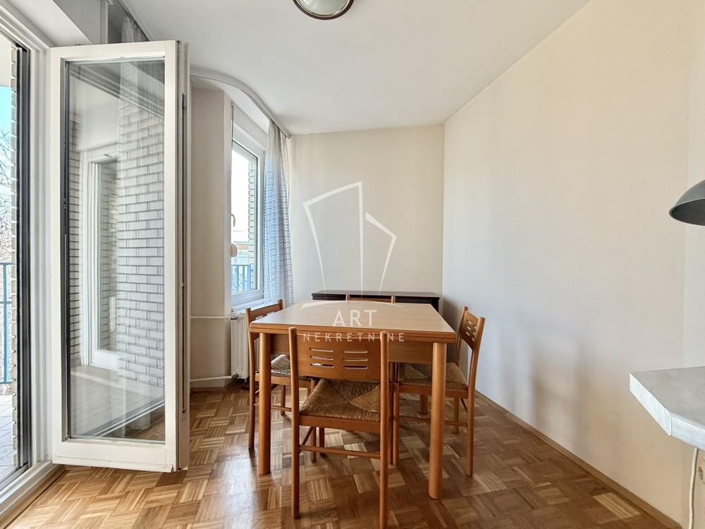 Slika 3 - Metohijska, Trosoban stan na prodaju, 88m2, 308.000€