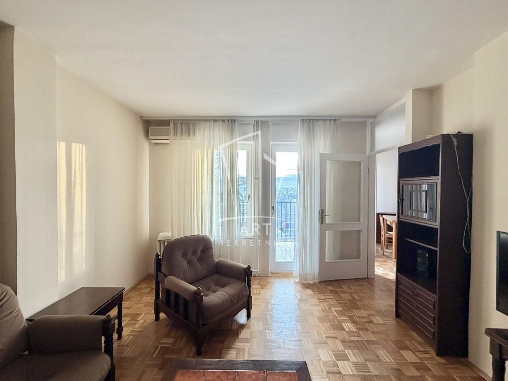 Slika 2 - Metohijska, Trosoban stan na prodaju, 88m2, 308.000€