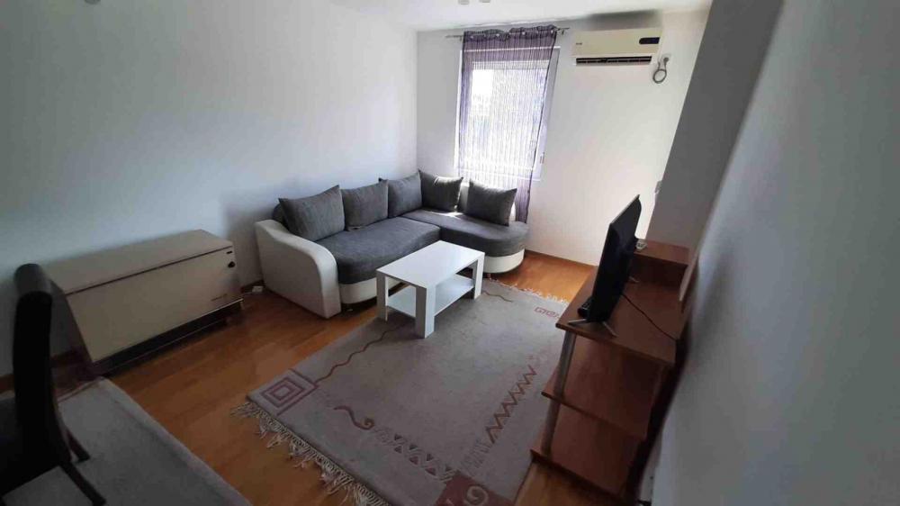 Slika 1 - Dušana Jovanovića, Dvosoban stan za izdavanje, 47m2, 500€