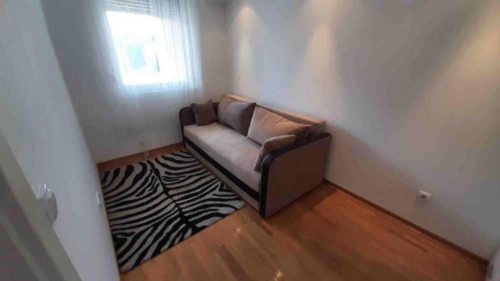 Slika 5 - Dušana Jovanovića, Dvosoban stan za izdavanje, 47m2, 500€