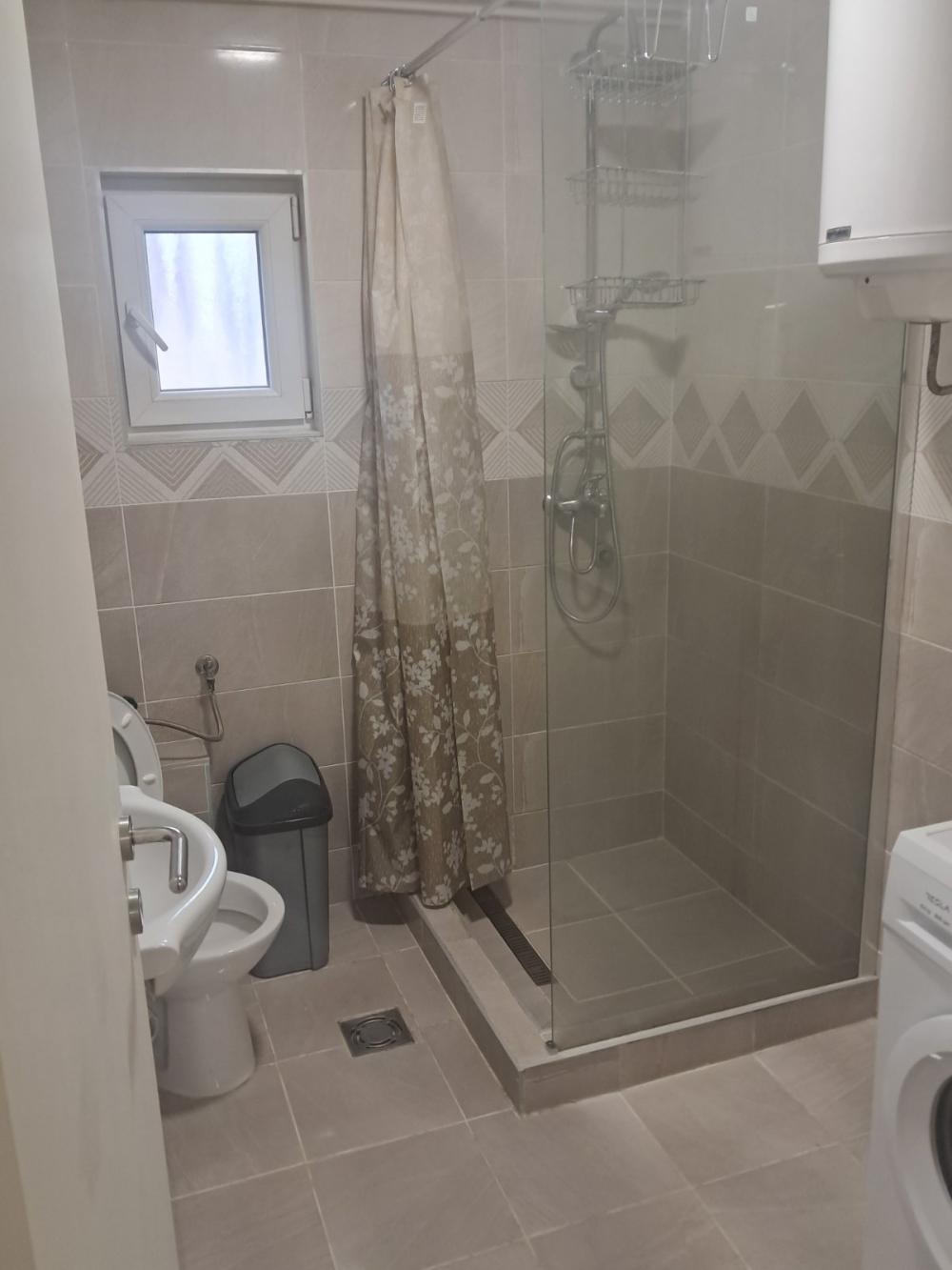 Slika 3 - Jednoiposoban stan za izdavanje, 60m2, 500€