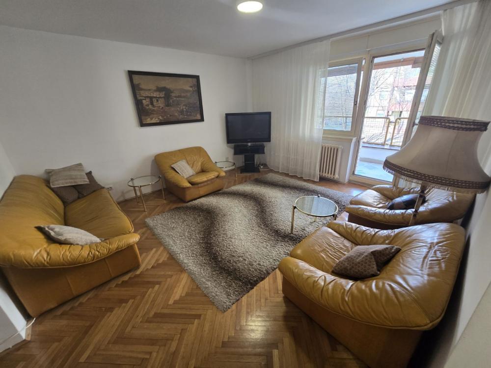 Glavna slika -Marka Čelebonovića, Trosoban stan za izdavanje, 90m2, 850€