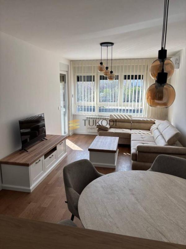 Slika 1 - Dvosoban stan za izdavanje, 45m2, 750€