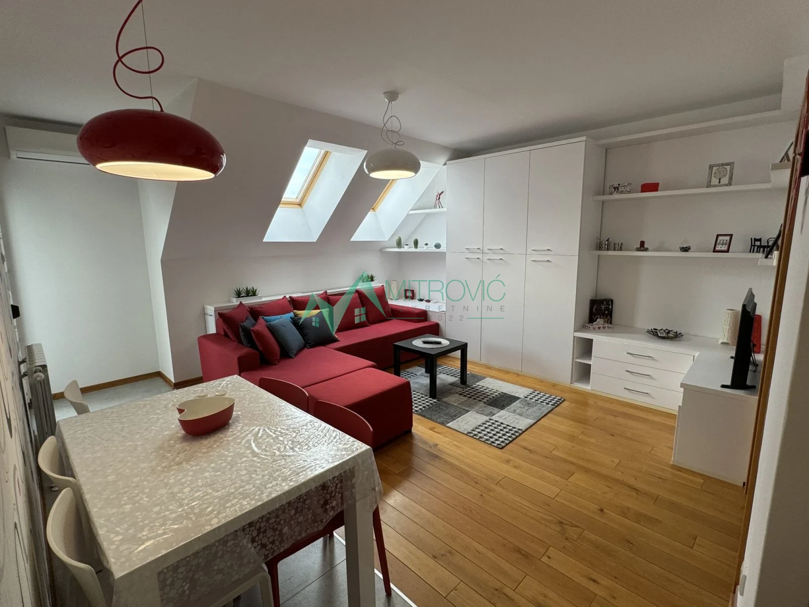 Slika 1 - Dvosoban stan za izdavanje, 44m2, 600€