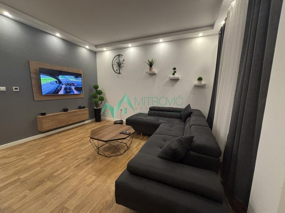 Glavna slika -Jednoiposoban stan na prodaju, 42m2, 125.145€