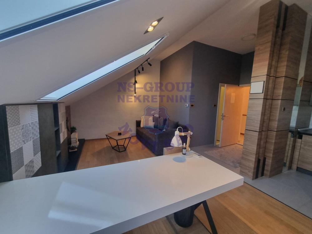 Slika 0 - Petosoban stan na prodaju, 132m2, 396.550€