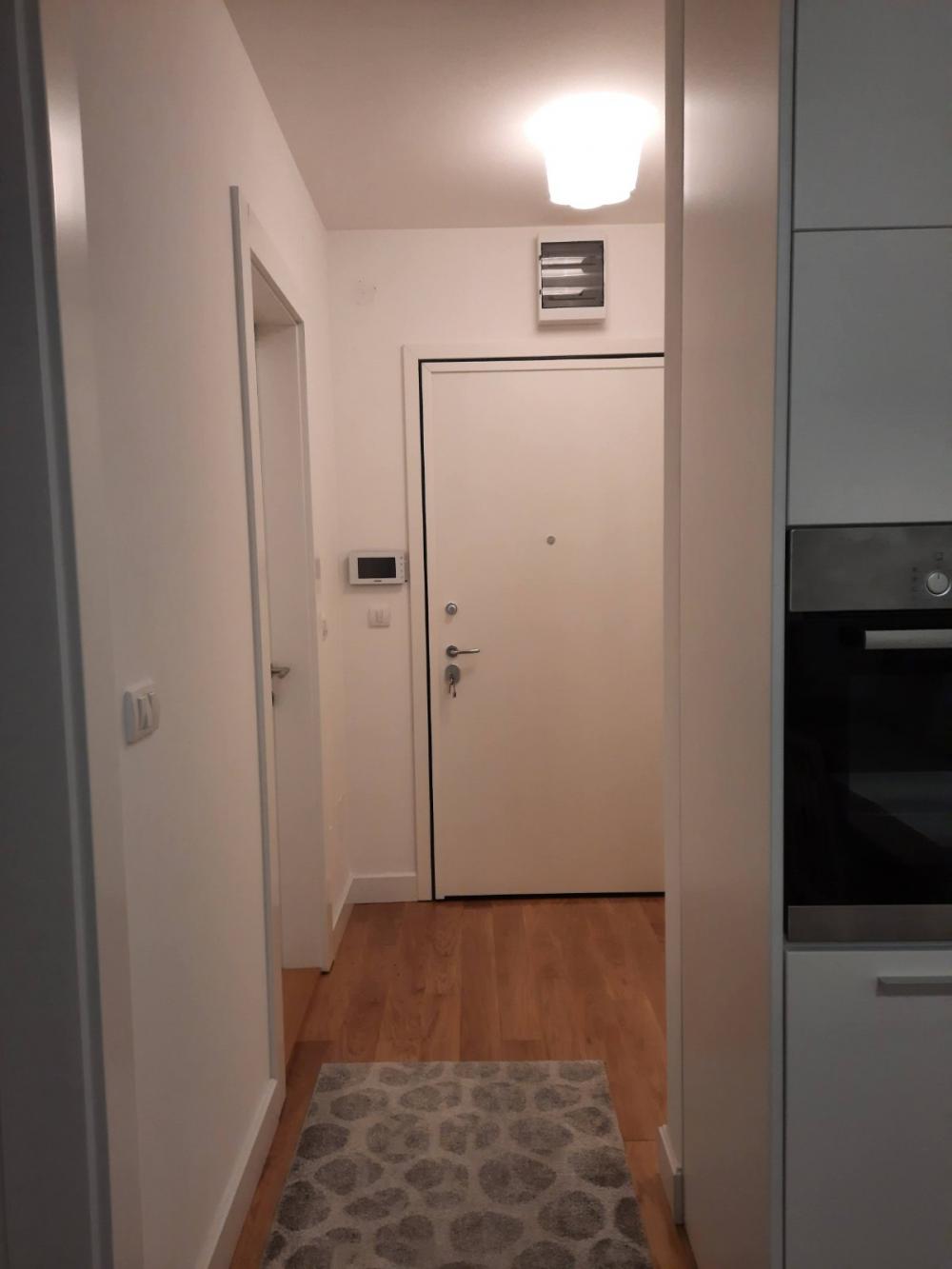 Slika 3 - Južni Bulevar, Dvosoban stan za izdavanje, 40m2, 700€