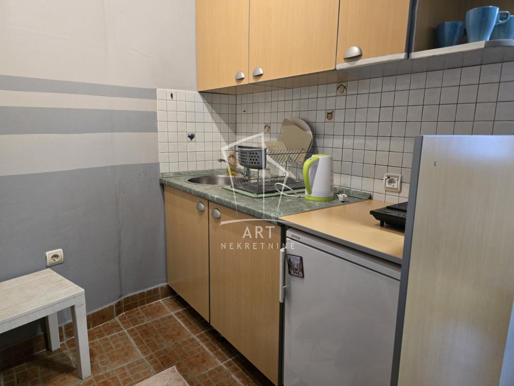 Slika 3 - Džordža Vašingtona, Stan za izdavanje, 20m2, 400€