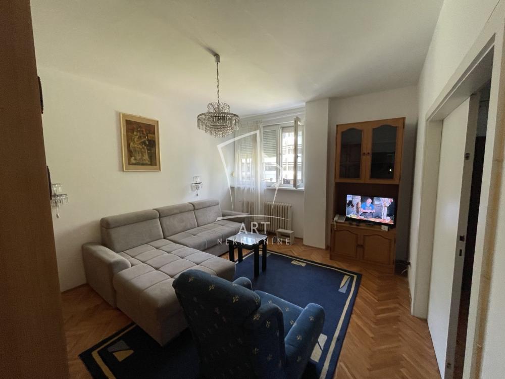 Slika 1 - Knez Danilova, Dvosoban stan za izdavanje, 55m2, 600€