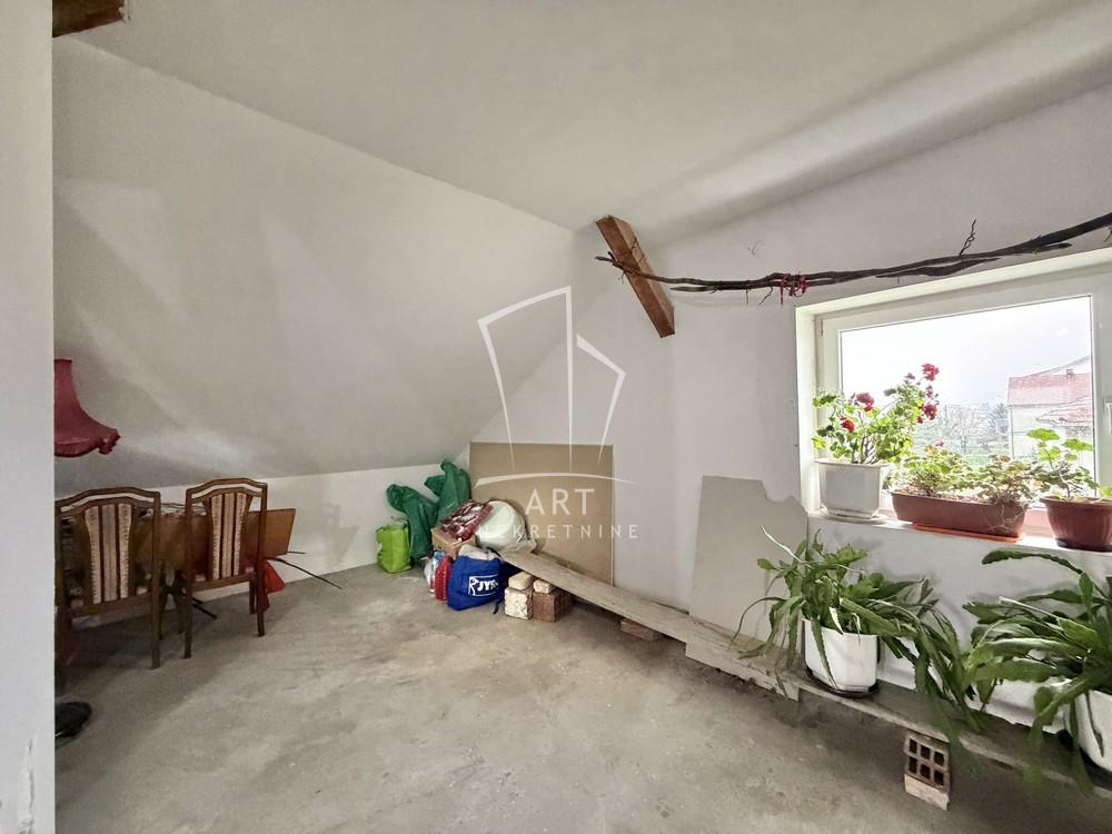 Slika 9 - Jeličićeva, Kuća na prodaju, 160m2, 245.000€