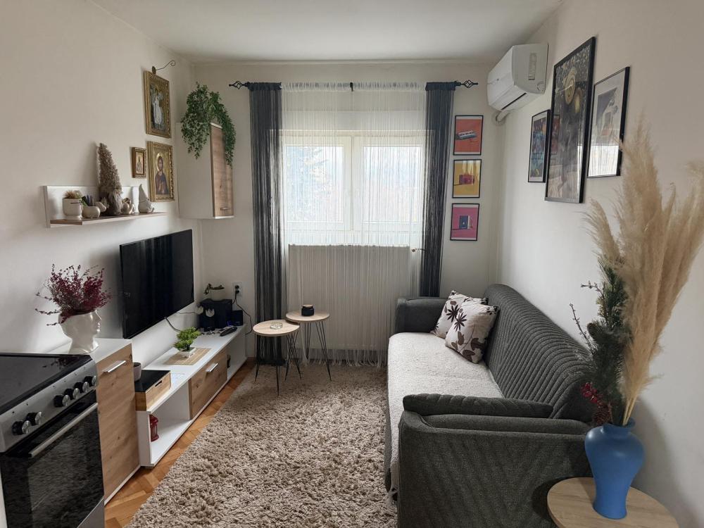 Slika 6 - Radnih brigada, Dvoiposoban stan za izdavanje, 40m2, 1€