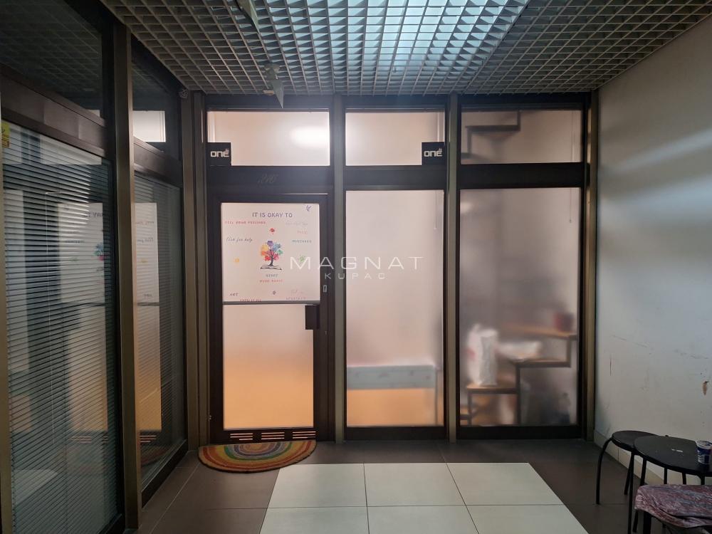 Slika 9 - Paunova,  Lokal na prodaju, 24m2, 60.000€