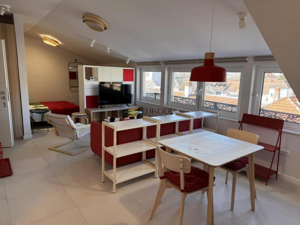 Glavna slika -Jednoiposoban stan za izdavanje, 35m2, 400€