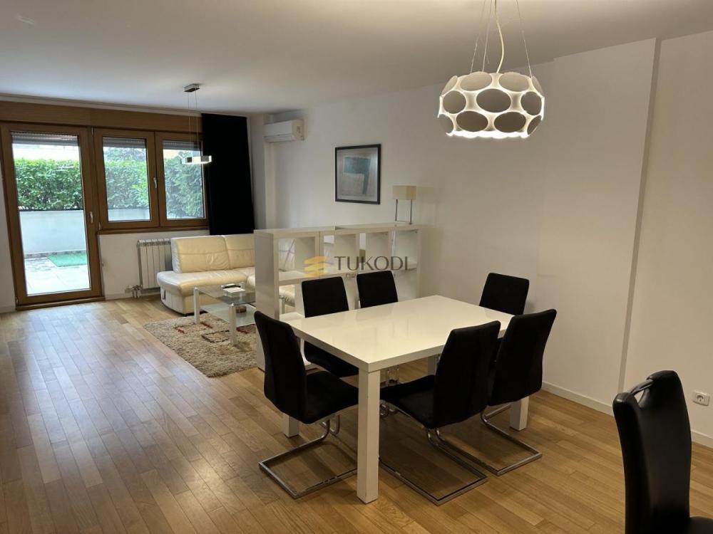 Glavna slika -Dvosoban stan za izdavanje, 65m2, 1.100€