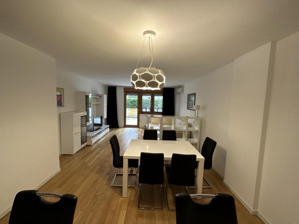 Slika 1 - Dvosoban stan za izdavanje, 65m2, 1.100€