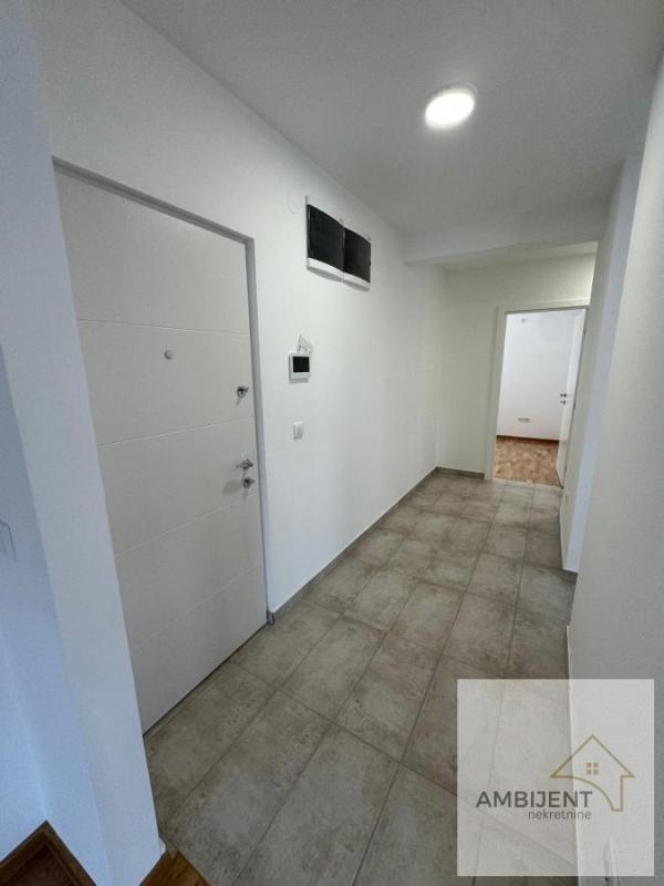 Slika 1 - Trosoban stan za izdavanje, 56m2, 500€