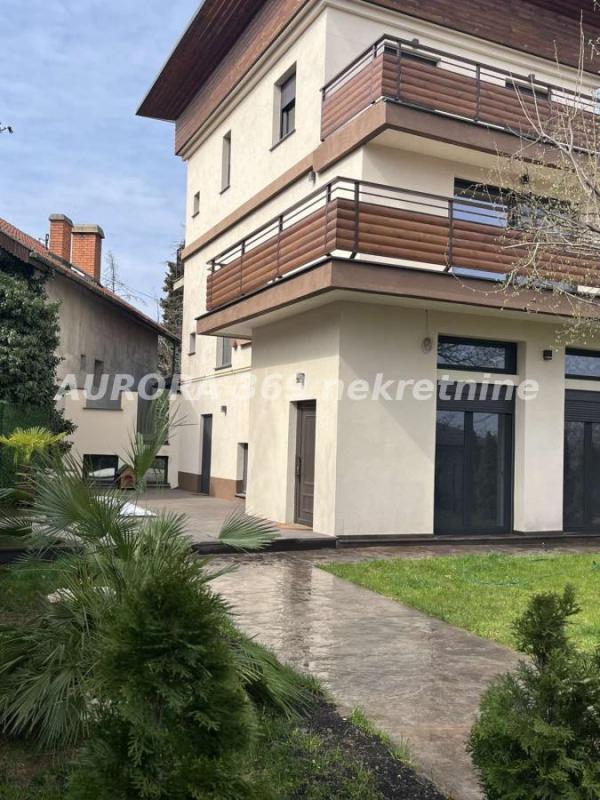 Glavna slika - Kuća za izdavanje, 247m2, 1.700€