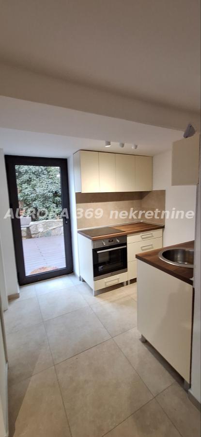Slika 5 -  Kuća za izdavanje, 247m2, 1.700€