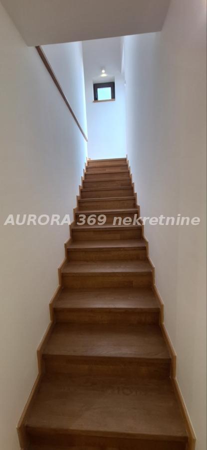 Slika 8 -  Kuća za izdavanje, 247m2, 1.700€