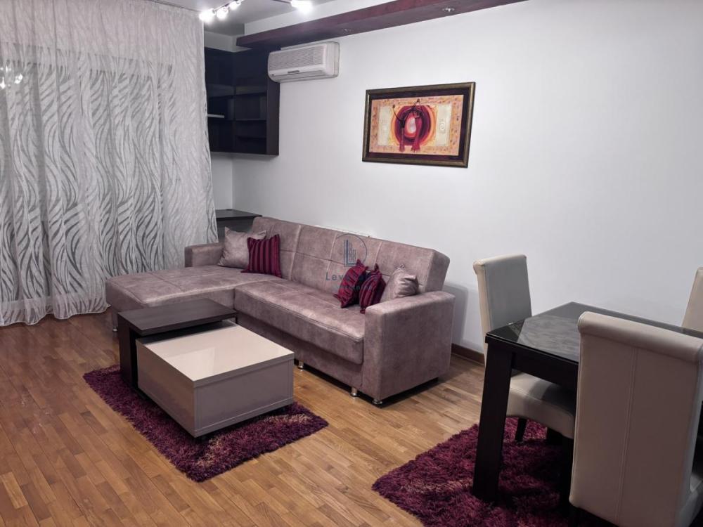 Slika 1 - Vojvode Stepe, Jednoiposoban stan za izdavanje, 52m2, 600€